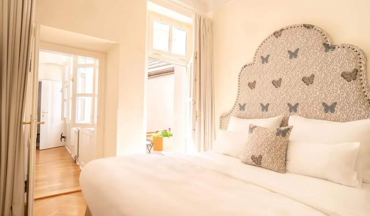 Daire Residence Dvorak Prag